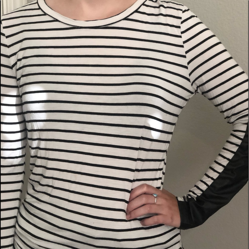 Rehab Long Sleeve Striped Top w/Black Accents